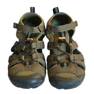 KEEN Seacamp II CNX Kids Green Closed Toe Washable Sandals Shoes Size 13